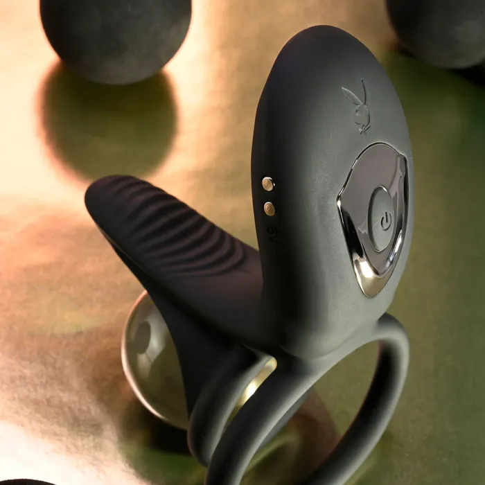 ShhhWndsr Couples Playboy Pleasure JUST RIGHT Vibrating Cock Ring ShhhWndsr Couples Playboy Pleasure JUST RIGHT Vibrating Cock Ring
